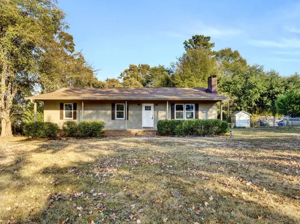 1466 Inman Rd, Wellford, SC 29385