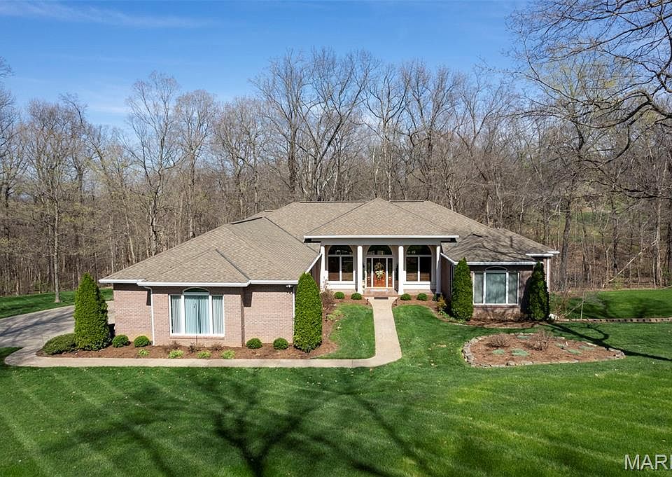 1st image of 316 Flagstone Dr
