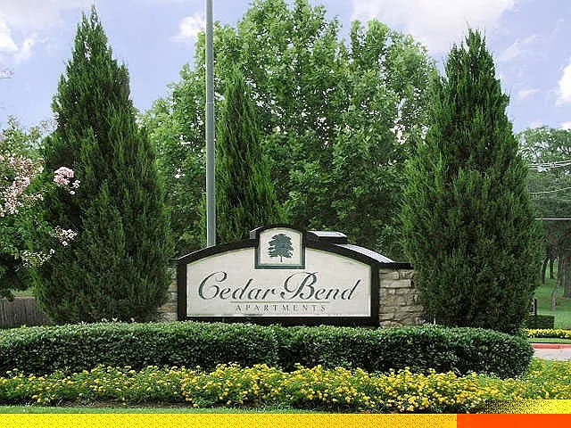 Cedar Bend — Photo 55