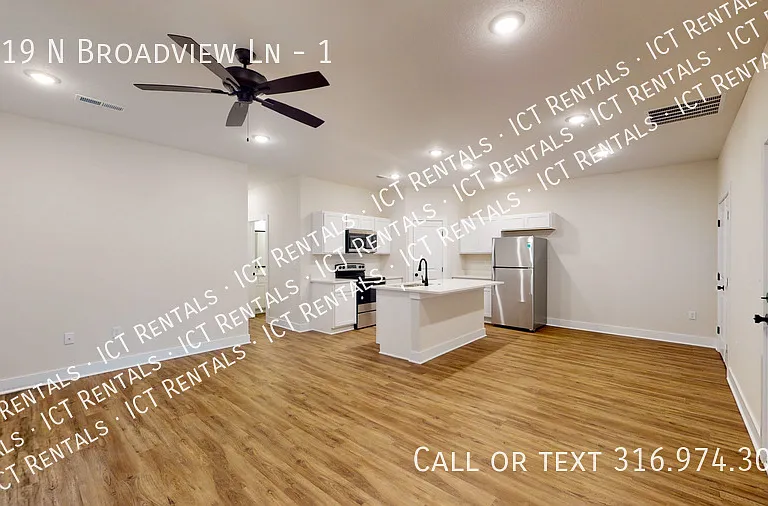 1119 N Broadview Ln #1 — Photo 8