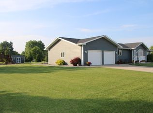 804 E 4th St, Volga, SD 57071