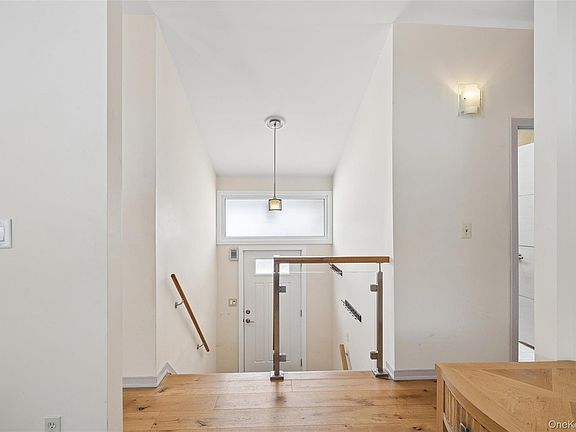 4th image of 21 Amboy Road