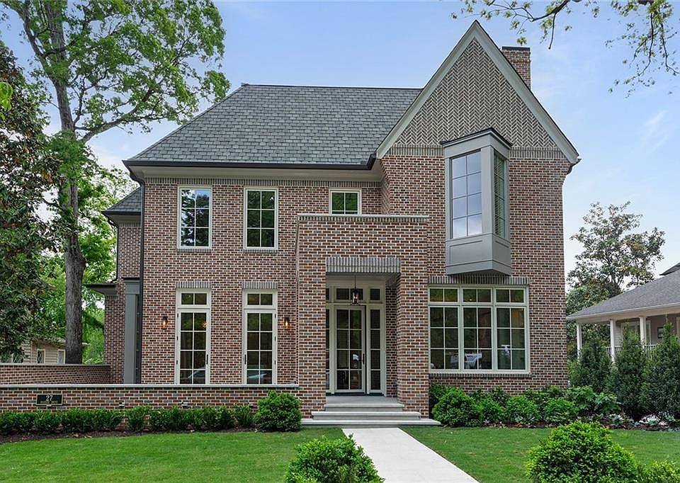 1st image of 27 Maddox Dr NE
