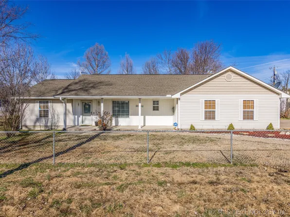21 Bois Darc St, Savanna, OK 74565