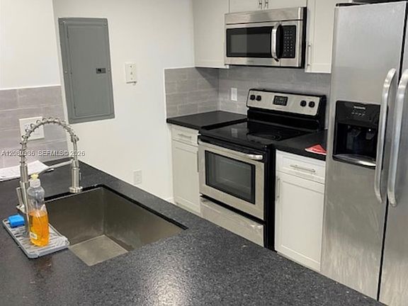 2nd image of 816 NW 11th St APT 902