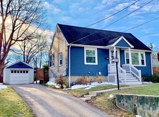 130 Thornton Rd, Waltham, MA 02453