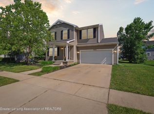 686 Phoebe Ln, East Lansing, MI