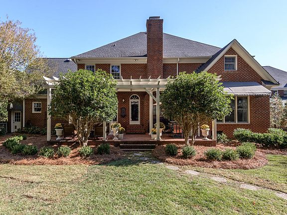 2nd image of 403 Tatten Ct