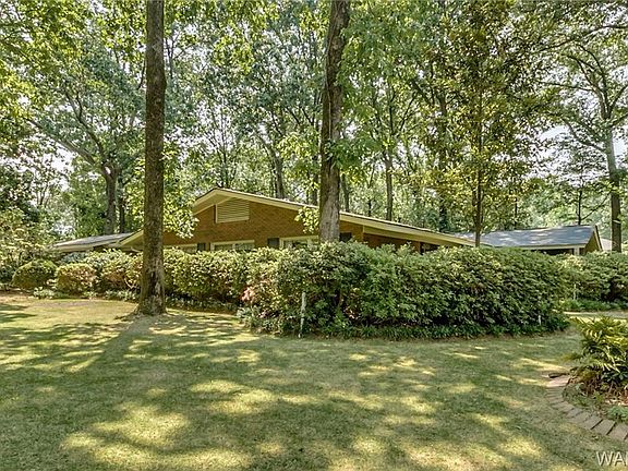 4th image of 3015 Firethorn Dr