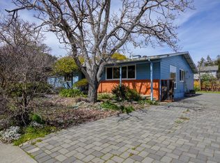 1876 Virginia Ave, Novato, CA