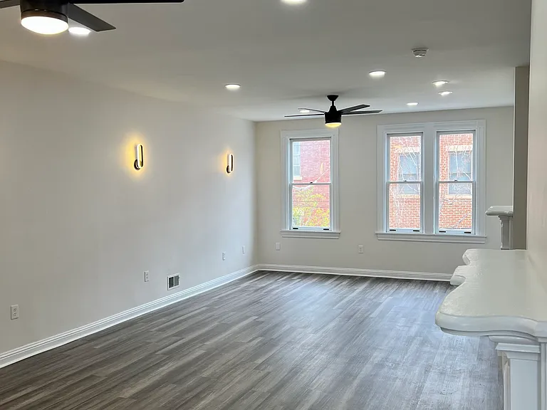 519 Avery St #2 — Photo 2