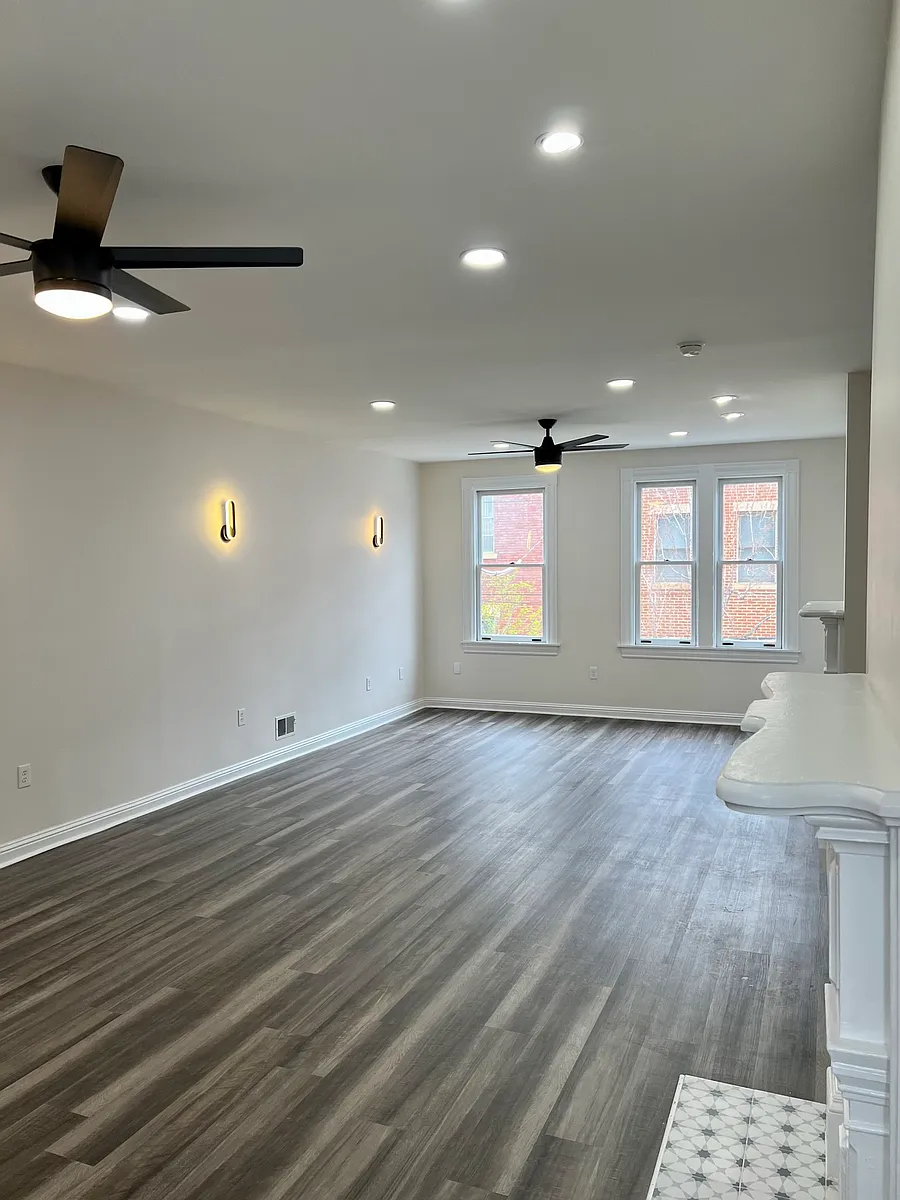 Building Photo - 519 Avery St #2