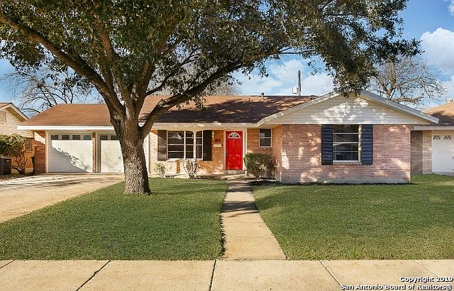 1st image of 5019 Stoneleigh Dr