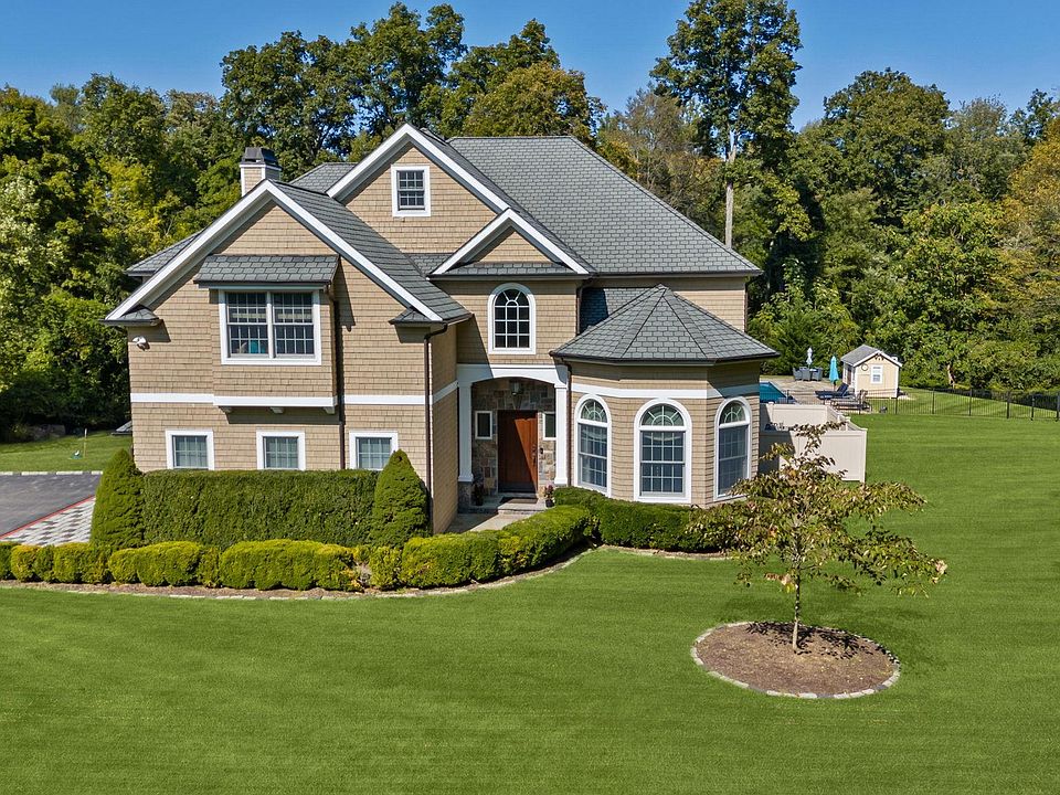 1st image of 23 Quaker Hill Drive