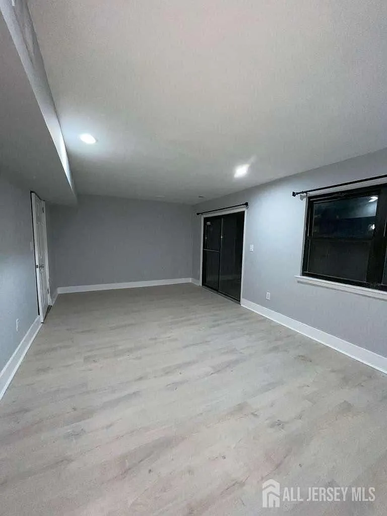 2 bed, 2.5 bath, 1540 sqft, $2,900 — Photo 3