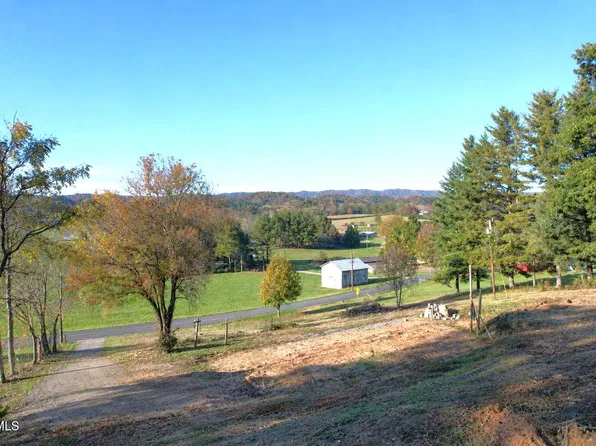 293 W Ellis Ln, Church Hill, TN 37642