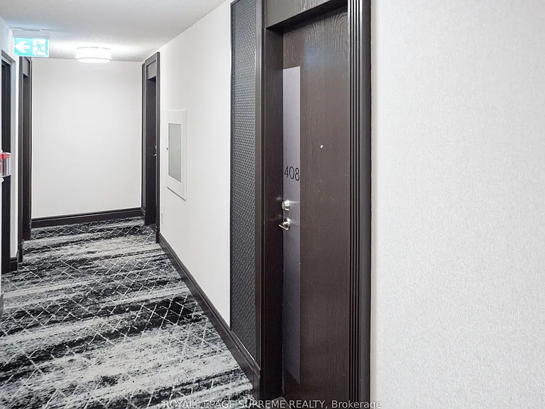 3 Ellesmere St #408 — Photo 2