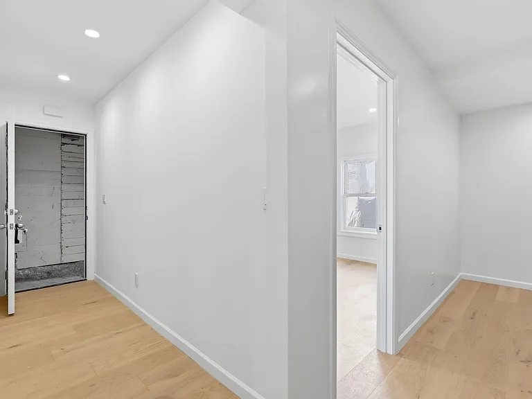 1221 Waller St #A — Photo 17