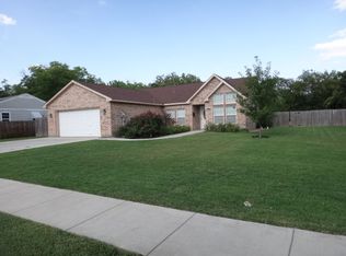 3228 Jane Ln, Haltom City, TX
