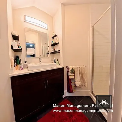187 Davis Ave #8 — Photo 8