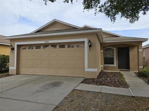 8432 Deer Chase Dr, Riverview, FL 33578