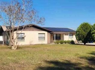 38745 Cambridge Dr, Zephyrhills, FL 33540