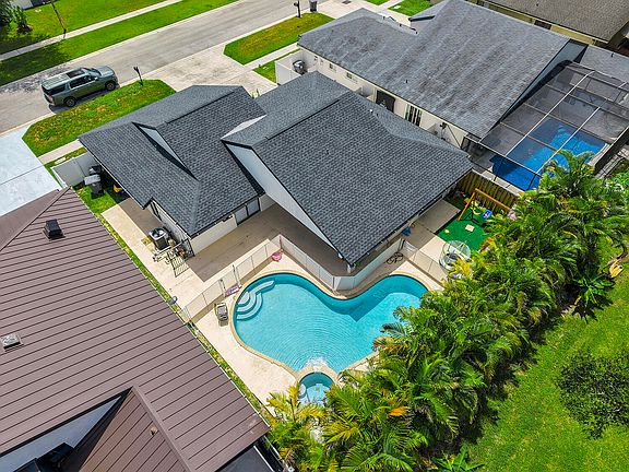 2nd image of 21641 SUTTERS Lane