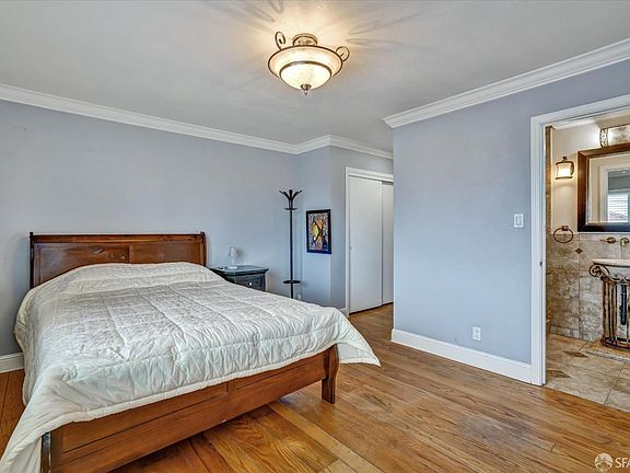 5th image of 1233 Benedict Ct