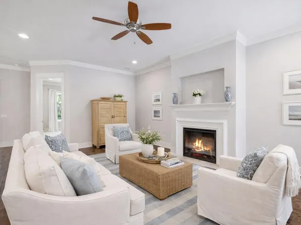 180 Blakely Drew Blvd, Santa Rosa Beach, FL 32459
