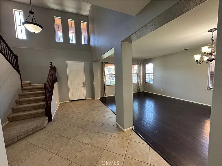 29166 Branwin St — Photo 3