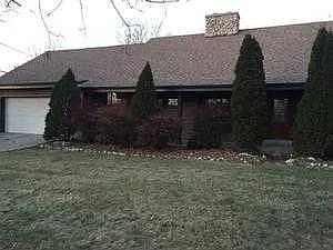 1614 Valley View Dr photo 1