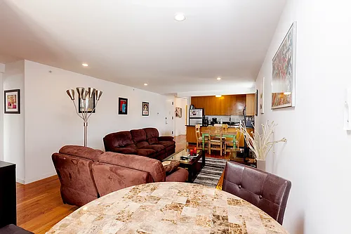 25-27 Astoria Blvd S #3C Photo 1
