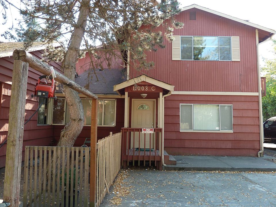 Entry porch and door