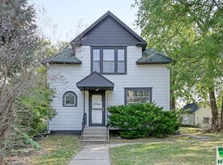2410 Nebraska St, Sioux City, IA 51104