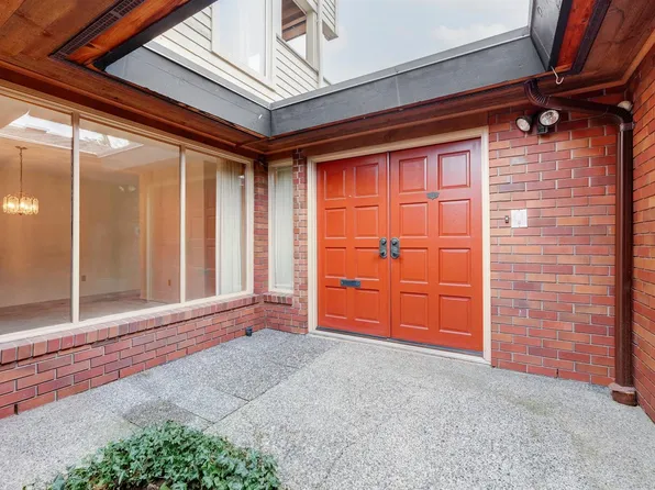 2345 Cedar Hill Cross Rd #159, Oak Bay, BC V8P 5M8