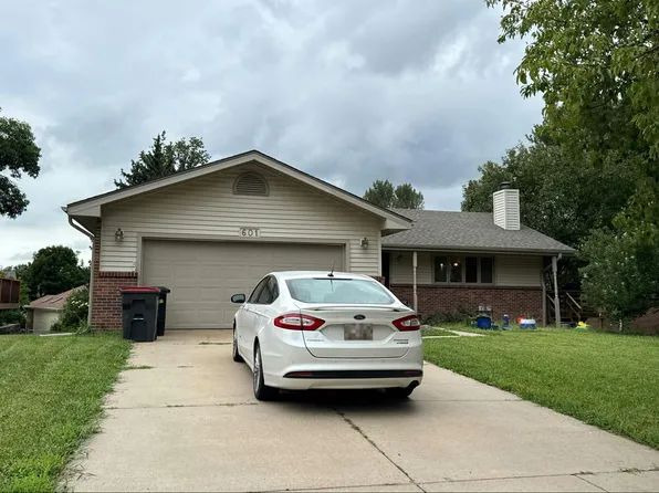 601 Rockhurst Dr, Lincoln, NE 68510