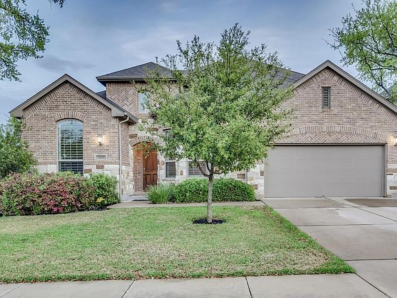 3rd image of 2400 Yorkshire Ln