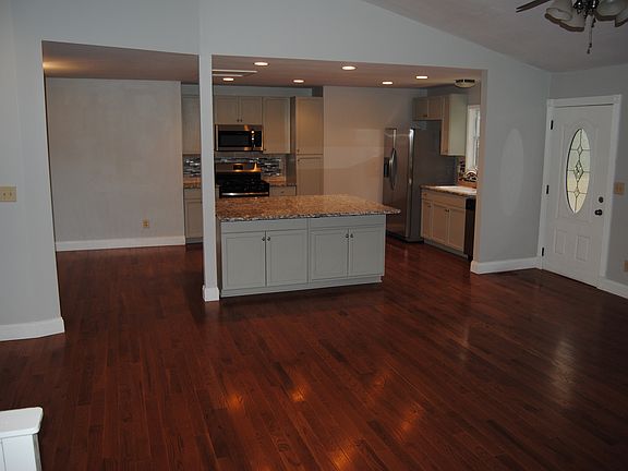 4th image of 234 Park Ave