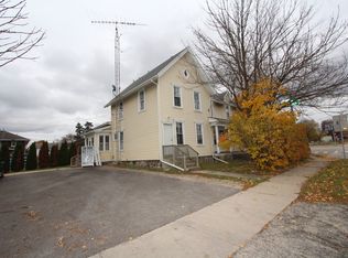 501 N Division St, Harvard, IL 60033