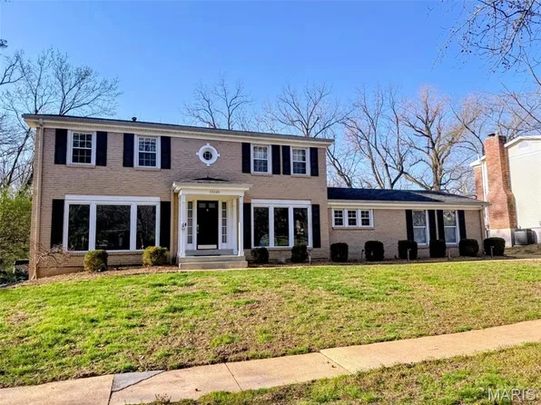13140 Greenbough Dr, Saint Louis, MO 63146