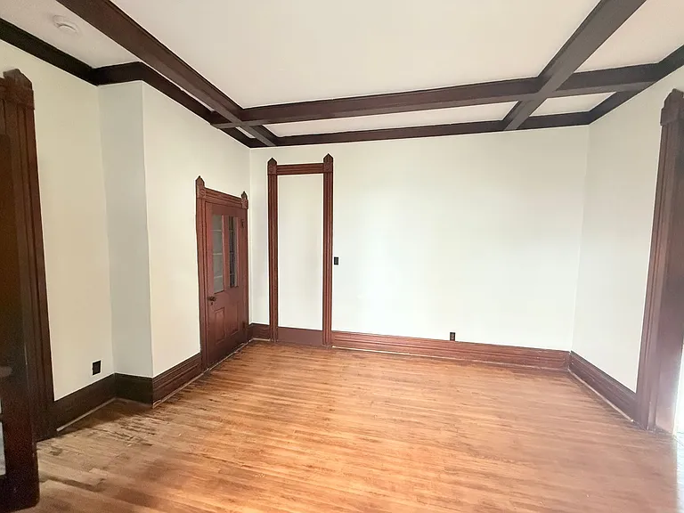 1603 E Oak St #1 — Photo 11