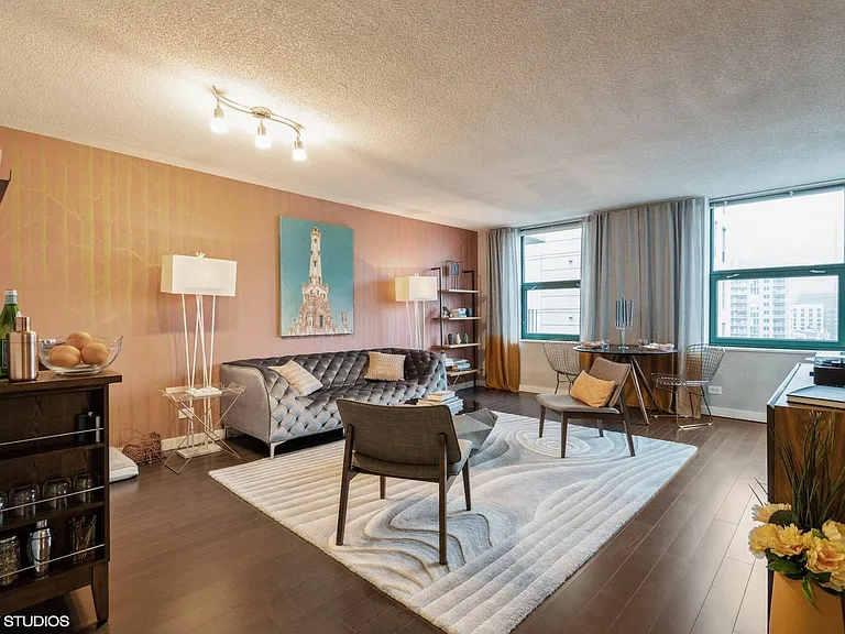70 W Huron St #1306 — Photo 1