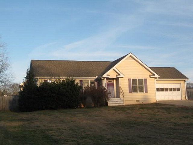 1st image of 522 Crawford St