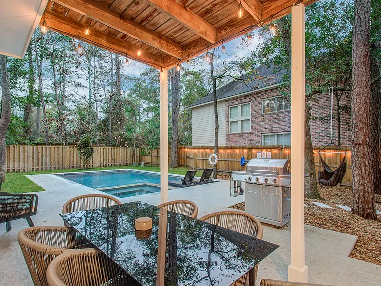 19 Alden Glen Ct — Photo 33