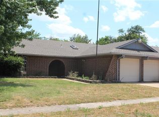 1220 SW 95th St, Oklahoma City, OK 73139