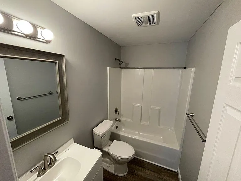 1628 Jordanville Rd — Photo 5