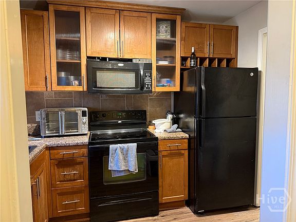 4th image of 1055 Baxter St APT 404