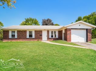92 Huber Village Blvd, Westerville, OH 43081