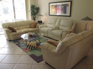 802 Cypress Grove Ln APT 110, Pompano Beach, FL 33069