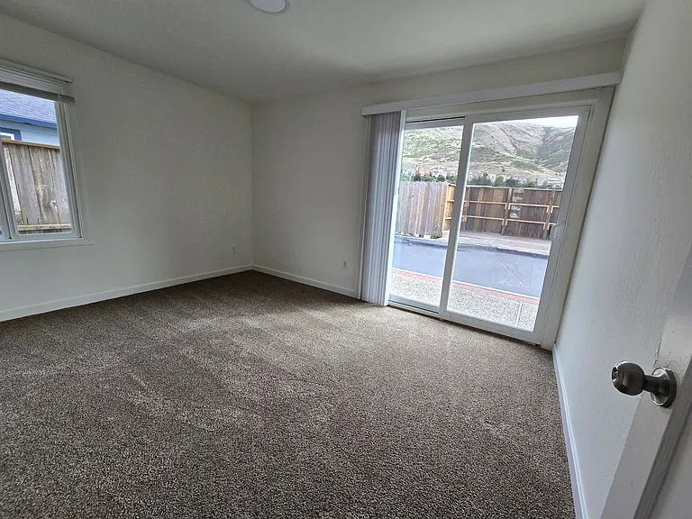 528 Larch Ave — Photo 12